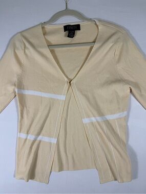 Finity Cream and White Ribbed Knit Cardigan